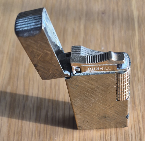 Dunhill pocket cigarette - dunhill,