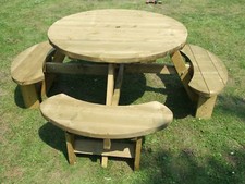 Round picnic table bench Winchester 1140mm table top, 38mm treated timber