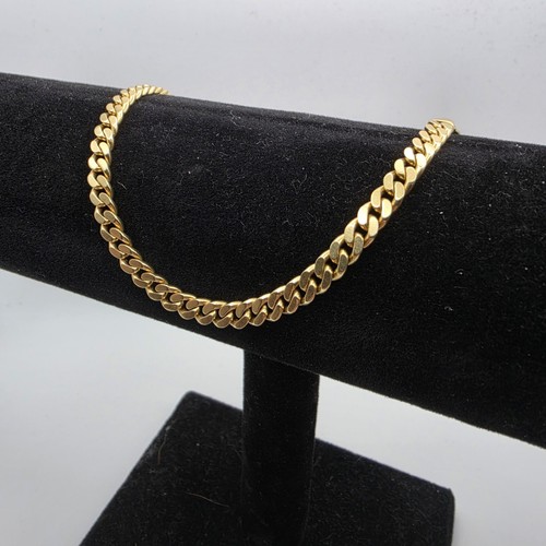 Solid 18ct yellow gold - 18ct,