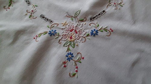 Vintage linen embroidered - linen,