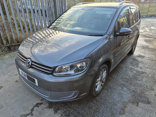 Breaking touran 2011 mpv - touran,