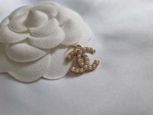 Chanel pendant charm with - chanel,