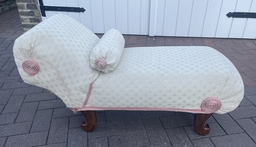 Vintage small childs chaise - vintage,