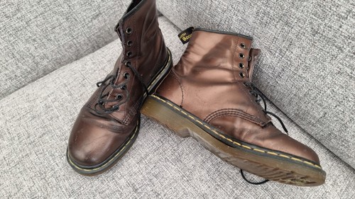Doctor martens size 7 - doctor,