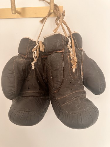 Leather boxing gloves vintage - leather,