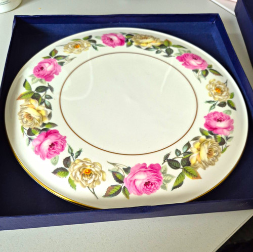 Royal worcester gateau - worcester, gateau/cake