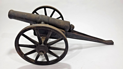 Antique large and heavy cast - large,