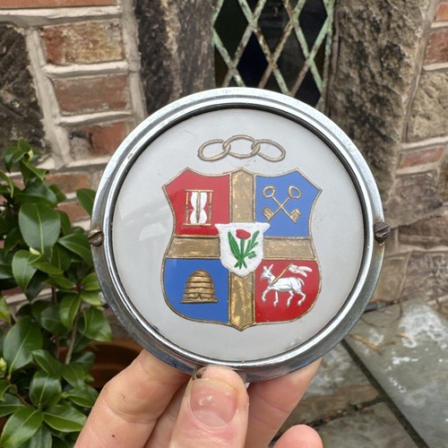 Vintage oddfellows car badge - vintage,