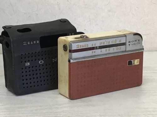 Y2339 radio sony 714 - radio,