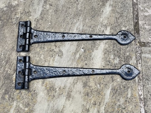 Old black cast - iron, /