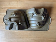 Nordic Ware Beehive Cake Pan