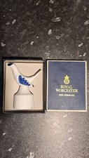 Vintage Royal Worcester Porcelain 2-Piece Blue & White Bird Pie Funnel Boxed