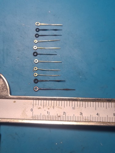 Lot square hole minute hands - hole,