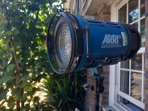 Vintage arri apollo - apollo, fresnel