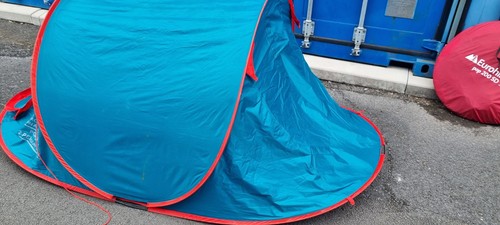 Mountain warehouse person - 2,