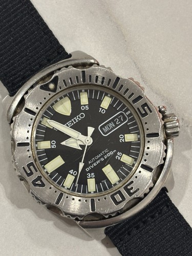 Seiko black monster automatic - black,