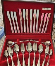 VINTAGE RARE 44 Piece Canteen