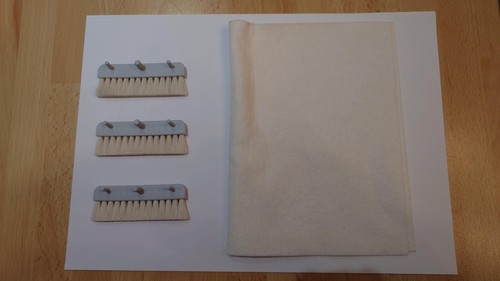 Moistening brush - brush, x3