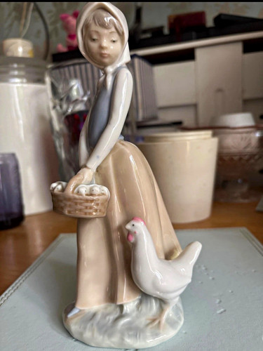 Nao porcelain figurine girl - nao,