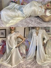 VTG HIGH GLOSS SILKY NYLON