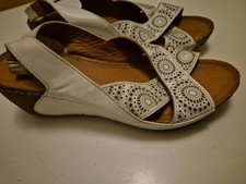 WOMENS PAVERS COMFORT STRAPPY