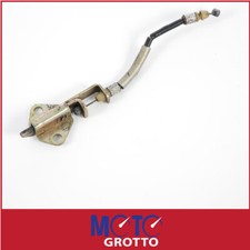 Seat catch mechanism for