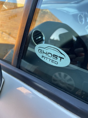 Ghost fitted style window - style,