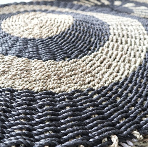 Round seagrass black tan - tan,