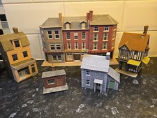 Model Rqilway Buildings Ho