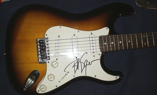Billy squier signed guitar - squier,