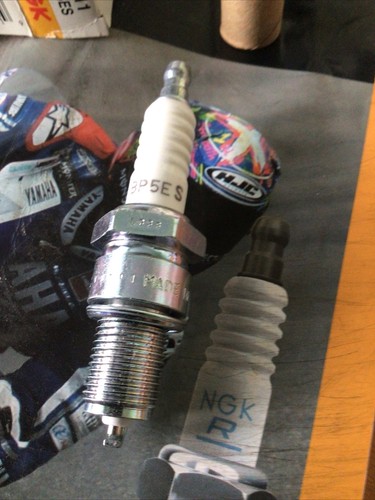 Ngk bp5es spark plug - ngk,