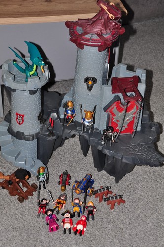 Playmobil castle with knights - playmobil,