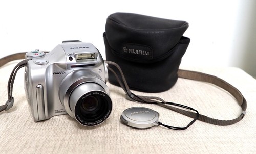 Fujifilm finepix s800 zoom - s800,
