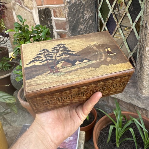 Vintage wooden trinket - vintage,