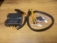 LUCAS 12 VOLT 240W THREE 3