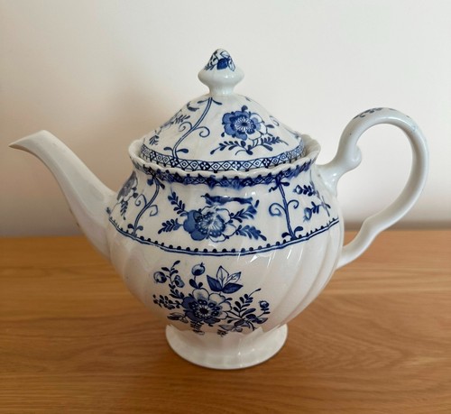 Vintage johnson bros large - vintage,