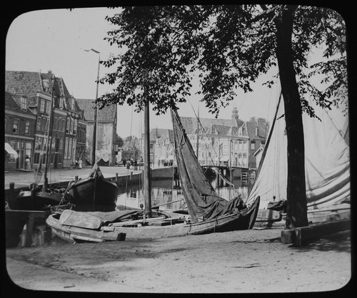 Photo canal scene barges - canal, /