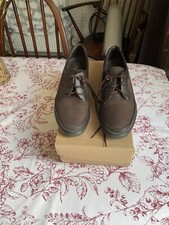 Rohde Ladies Shoes Size 6.5. Brown leather and Suede Uppers. 