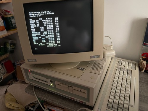 Amstrad pc1640sd with monitor - with,