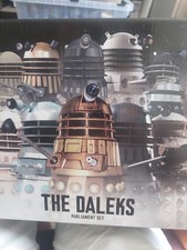 DR WHO - DALEKS PARLIAMENT SET FIGURES