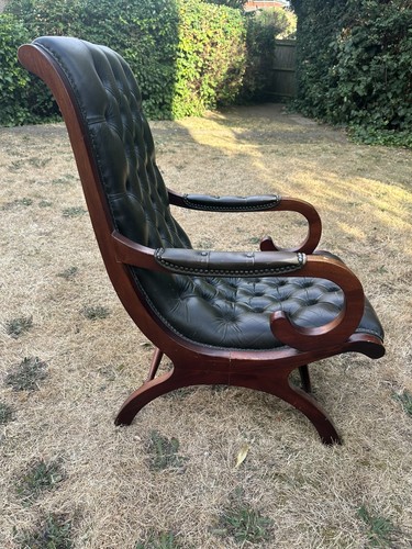 Chesterfield style leather - chesterfield,