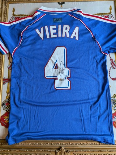Patrick vieira signed - vieira, france