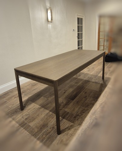 Table brown stained - table,,