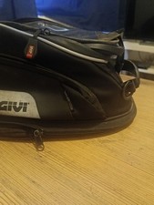 Givi Xs307 Tanklock Bag