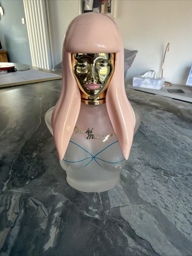 Nicki minaj pink friday - nicki,