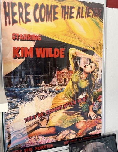 Kim wilde here come the - kim,