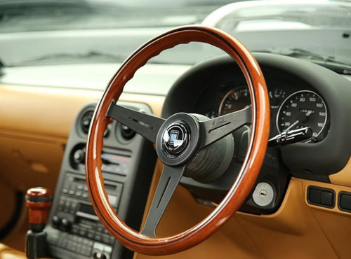 Mazda nardi genuine - mazda,