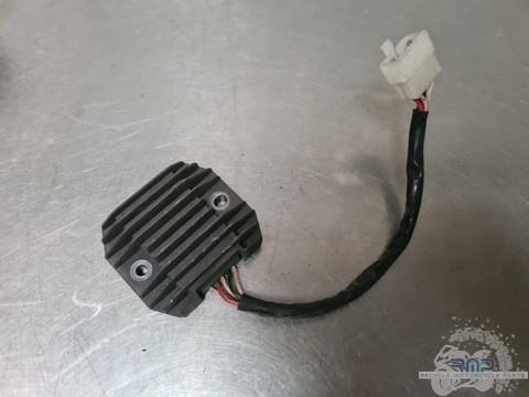 Regulator voltage rectifier - -,