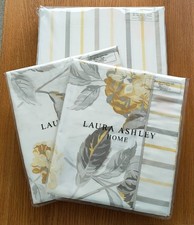 LAURA ASHLEY Hydrangea