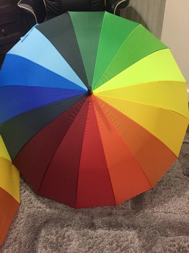 Large bright multi - &, multi-coloured